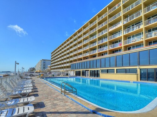 Oceanfront Condo | Hidden Treasure