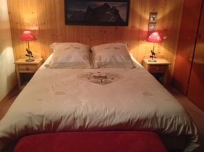 6 Schlafzimmer, Bügeleisen/Bügelbrett, Reisekinderbett, kostenloses WLAN