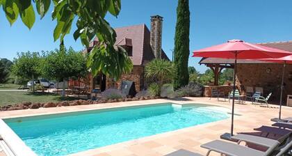 Charmantes Landhaus im schwarzen Périgord klassifiziert 4 Sterne