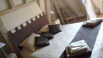 3 bedrooms, iron/ironing board, WiFi
