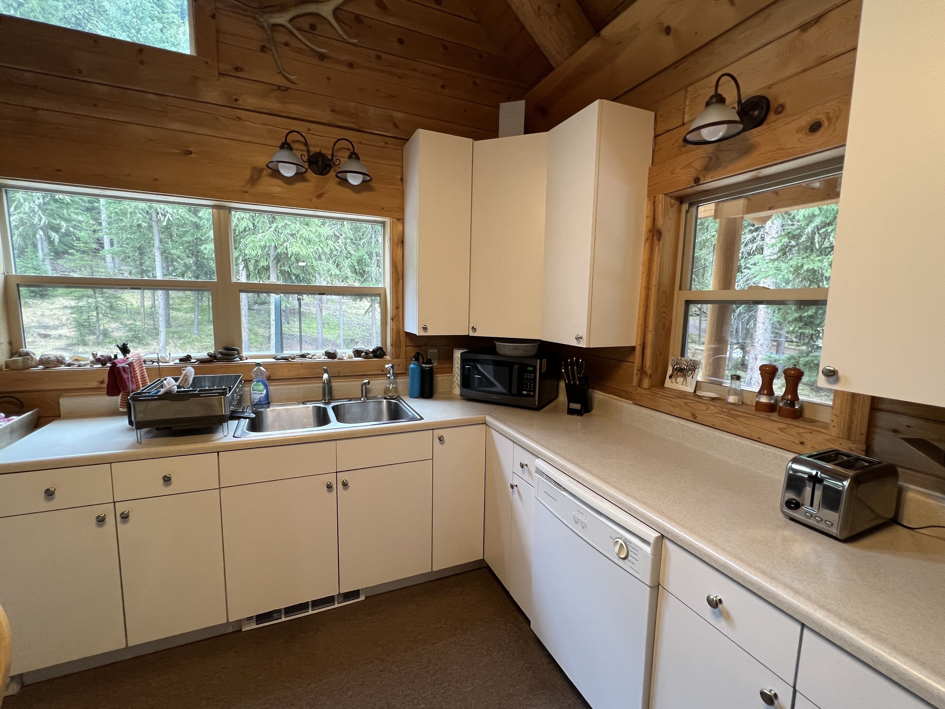 One Mile to Northeast Entrance to Yellowstone Park in Silver Gate, Montana