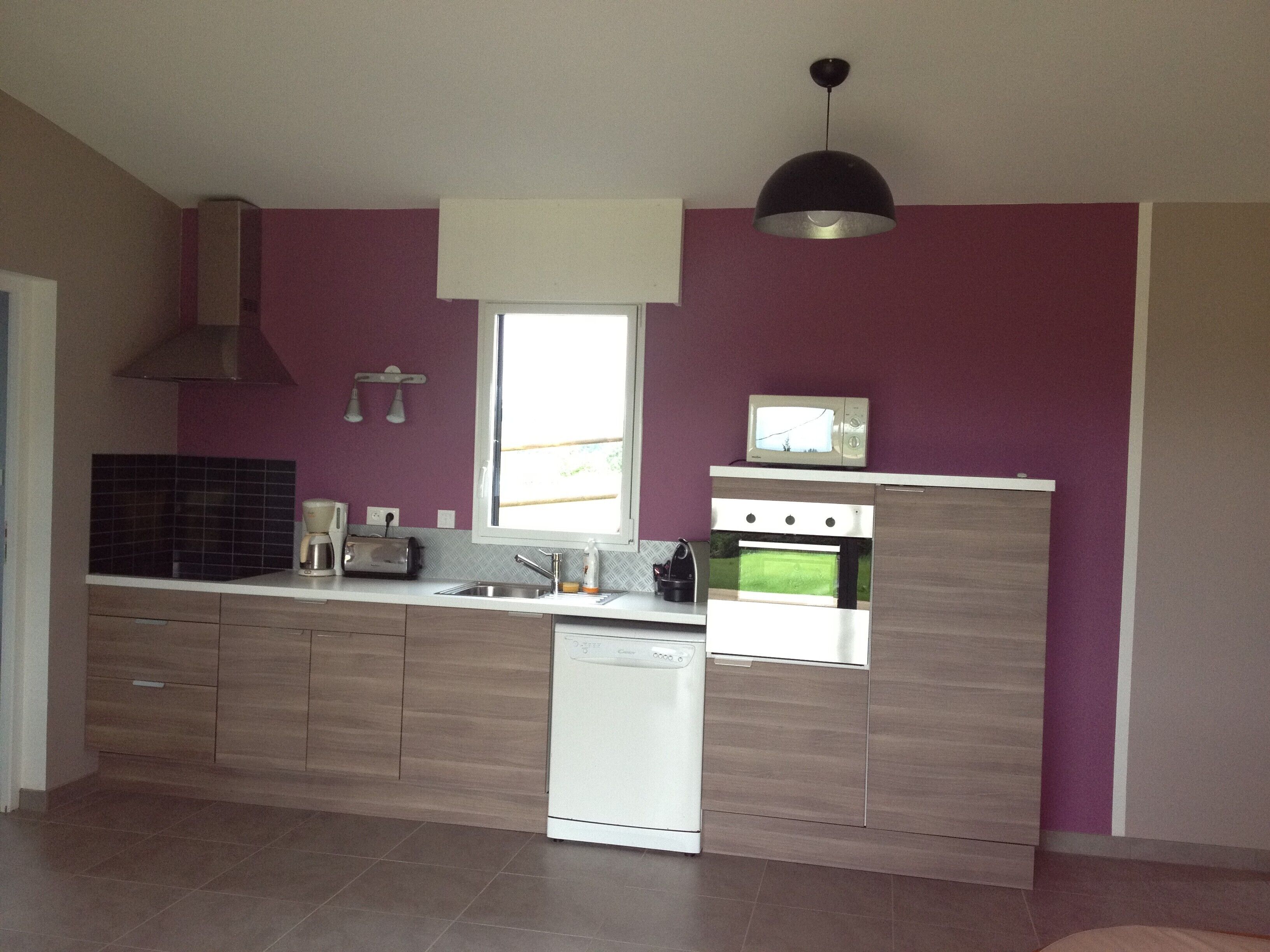 AIGNERVILLE: VERY NICE NEW WOODEN HOUSE 5 Km FROM THE LANDING BEACHES