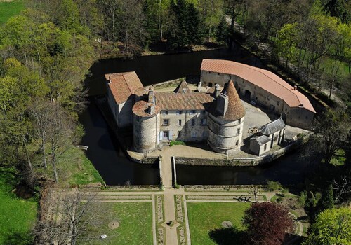 GITE IN AUVERGNE (PUY de DOME)