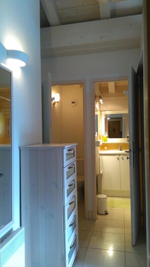 Interior - Apartment for 6 people, pleasant decoration, located on the slopes (Crest-Voland)