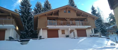 Esterni