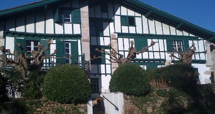 Apartamento en casa vasca