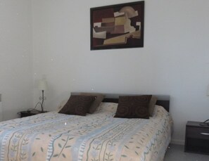1 bedroom, iron/ironing board, WiFi