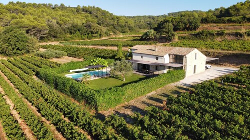 La Romance, isolé, piscine privée clôturée, Ardèche, Provence, PMR 