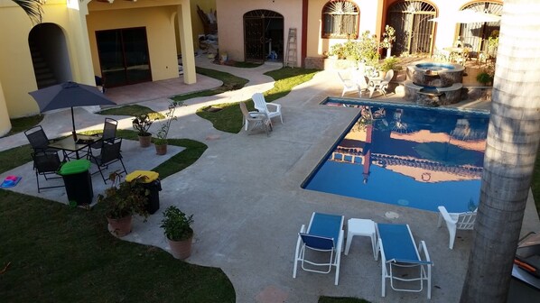 Udendørs pool