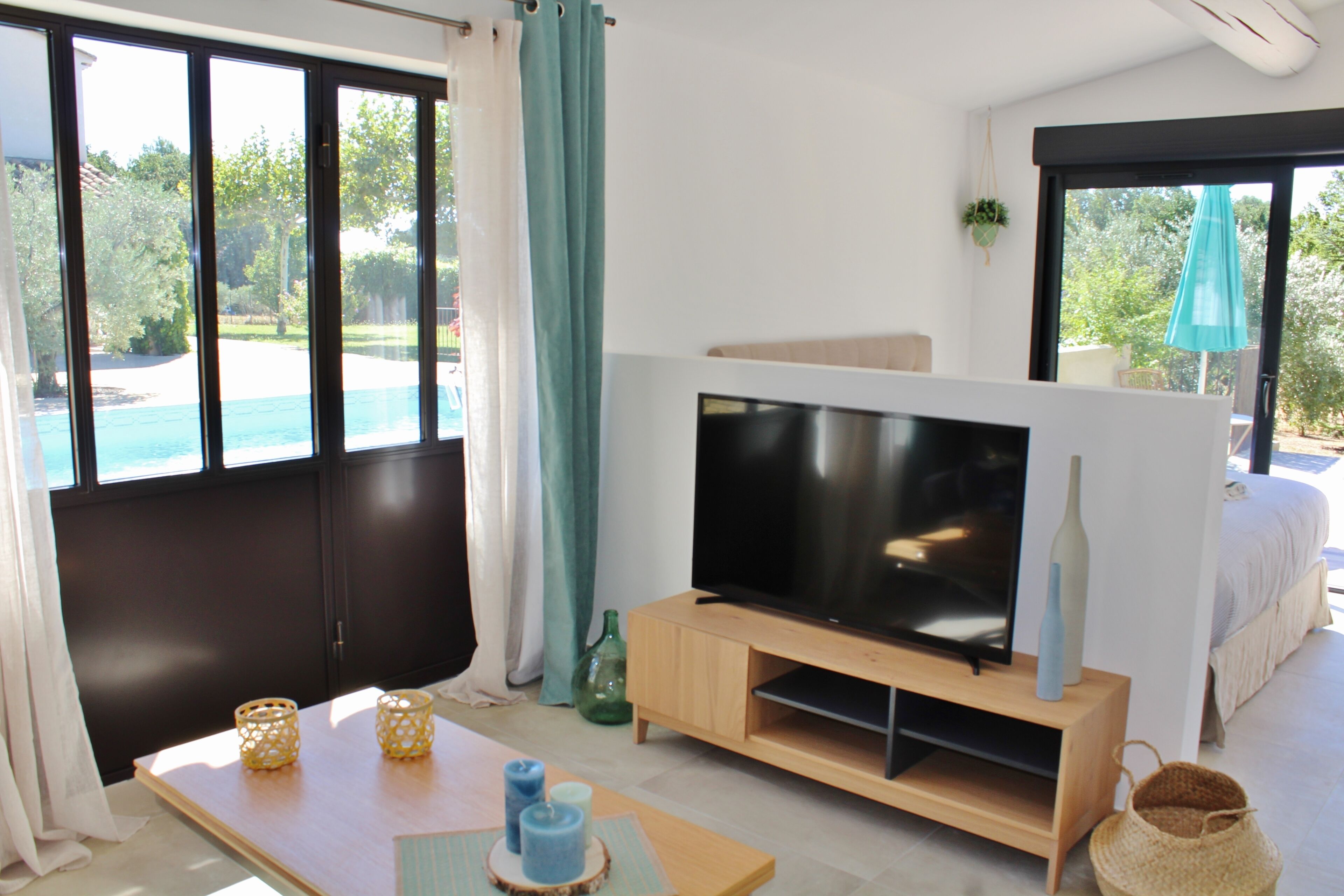 1 chambre, fer et planche à repasser, Wi-Fi gratuit, draps fournis
