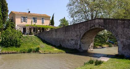 Privaten Innenhof und Pool, in der Nähe von Carcassonne und den Stränden des Mittelmeers