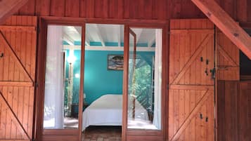 7 habitaciones, escritorio, tabla de planchar con plancha y wifi gratis