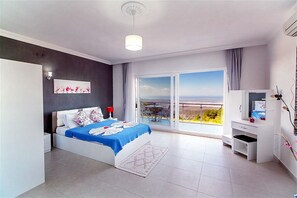 Villa, 3 Bedrooms, Private Pool | 3 bedrooms, bed sheets - Villa Melis (Kas)