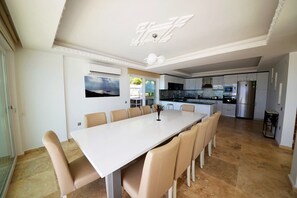 Restauration dans la chambre