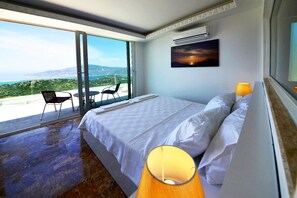 Villa, plusieurs chambres, piscine privée | 7 chambres, literie de qualité, literie fournie
