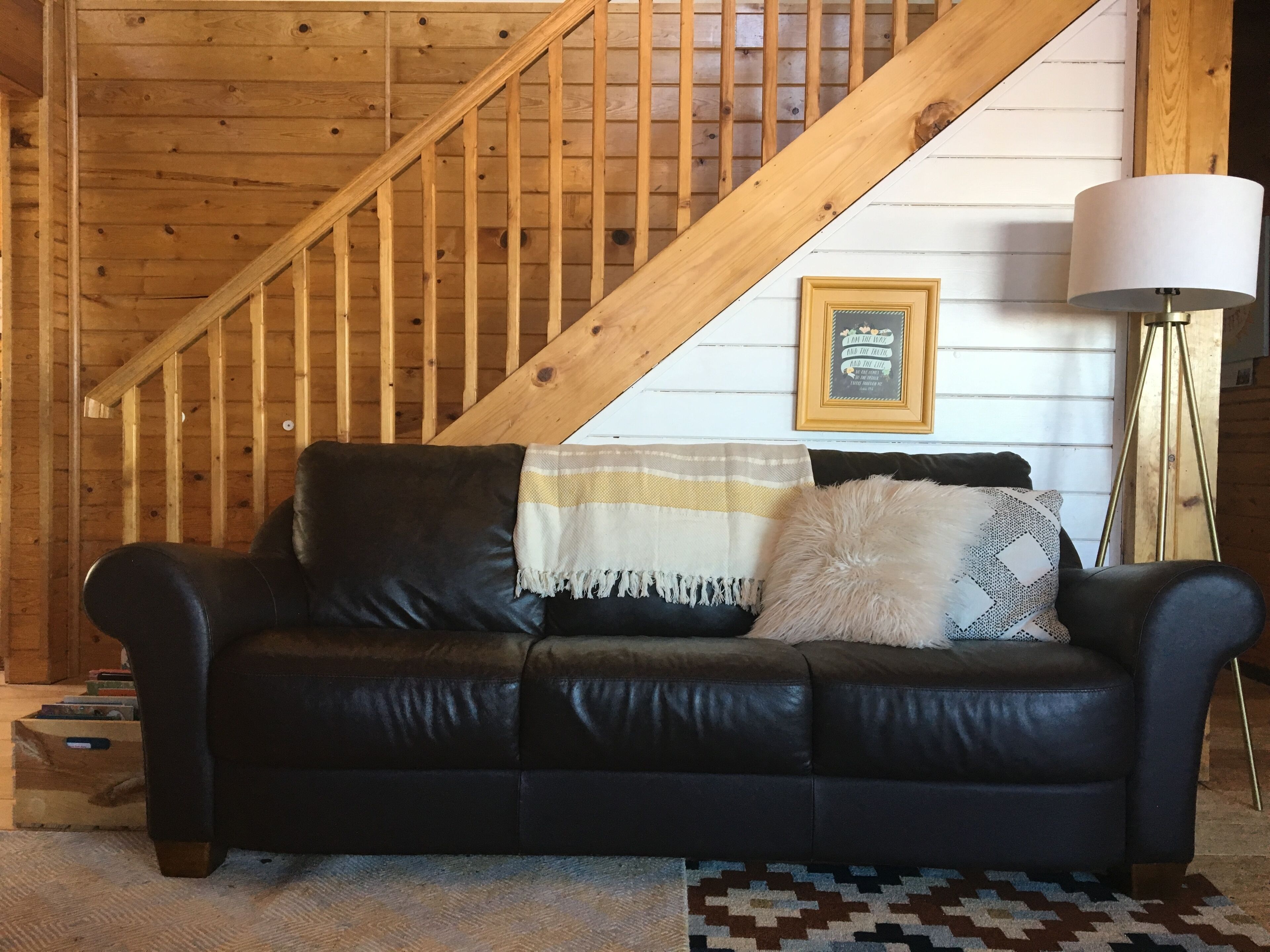 Oceanview Hillside Home 4 Bedrooms, Sleeps 8-12 Very Private