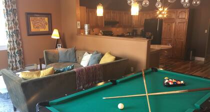 Beautiful Large Loft on Historic Water Street in Downtown Decorah