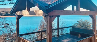Deerfield Lakefront Home. Most expansive unobstructed view on all of Norris Lake