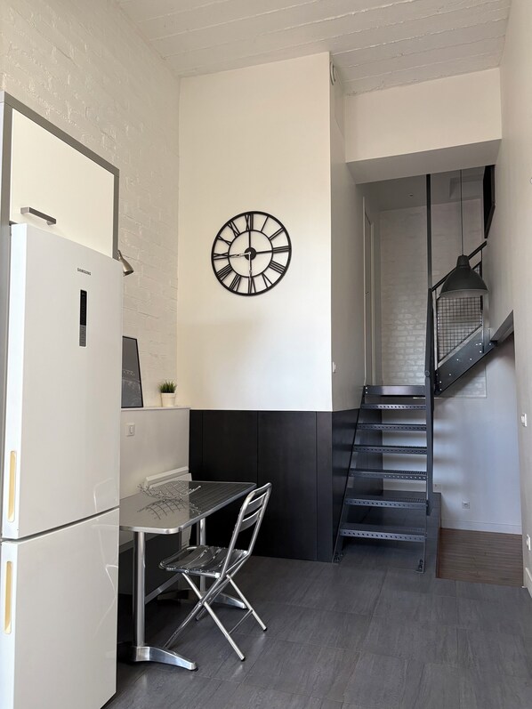 Imagen sin descripción, 1 de 17, botón