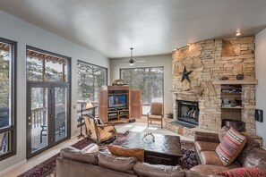 TV, fireplace, DVD player, ping pong