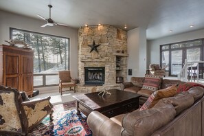 TV, fireplace, DVD player, ping pong