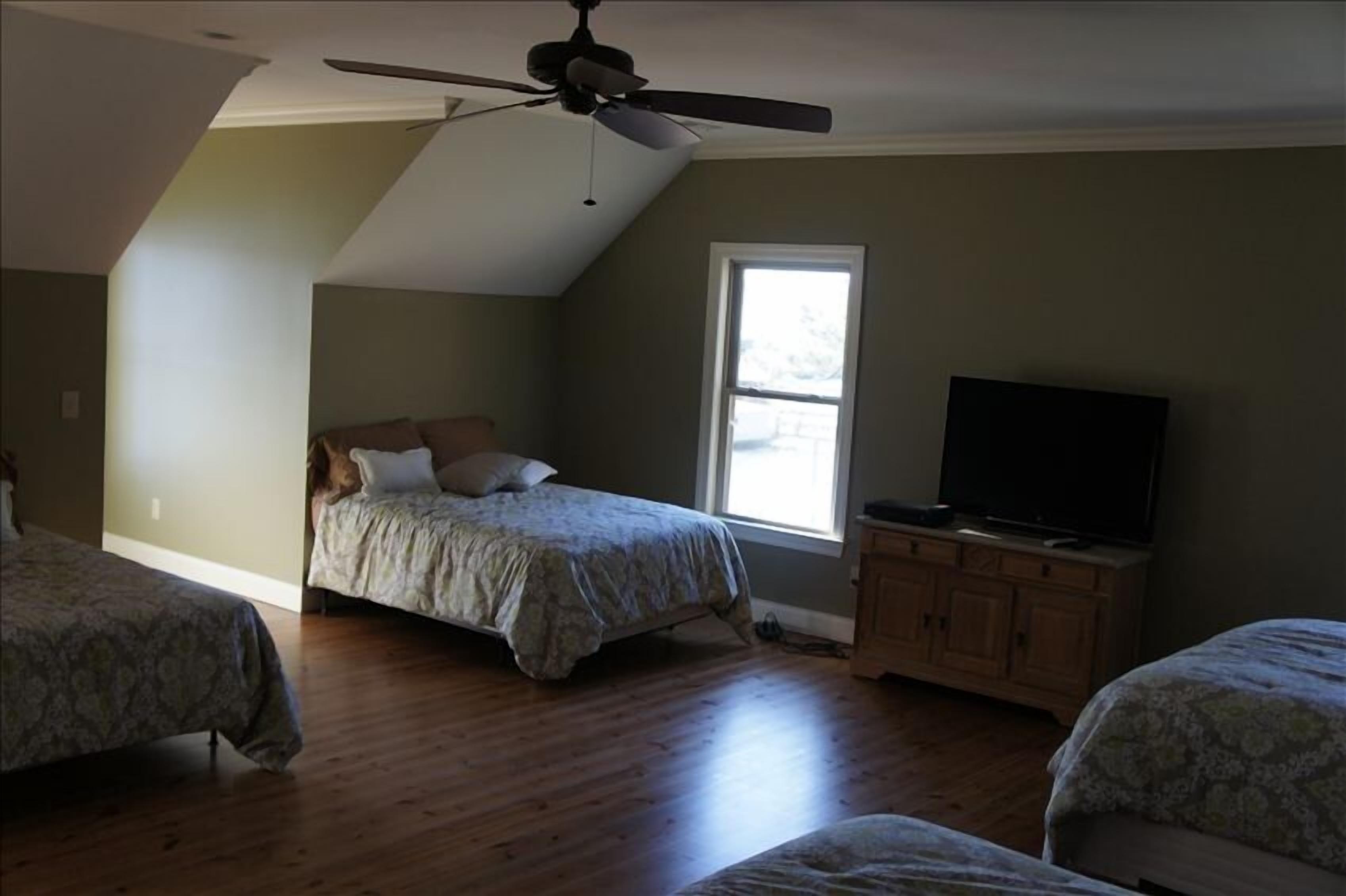 Fisherman's Dream.... 2011 Cabin on Lake Guntersville 