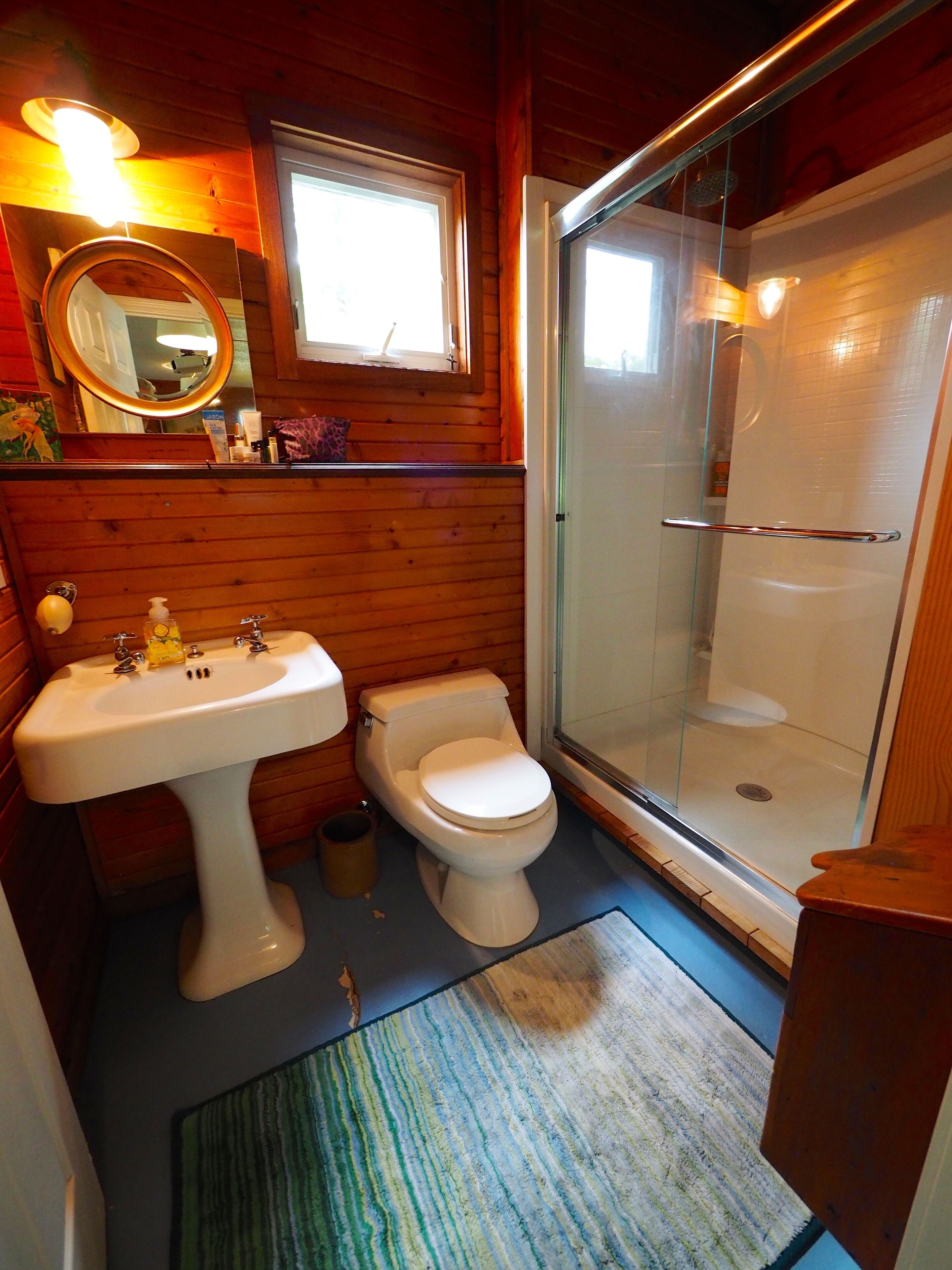 Pretty Lake Guest House On 30 Acres - Minutes From Columbia