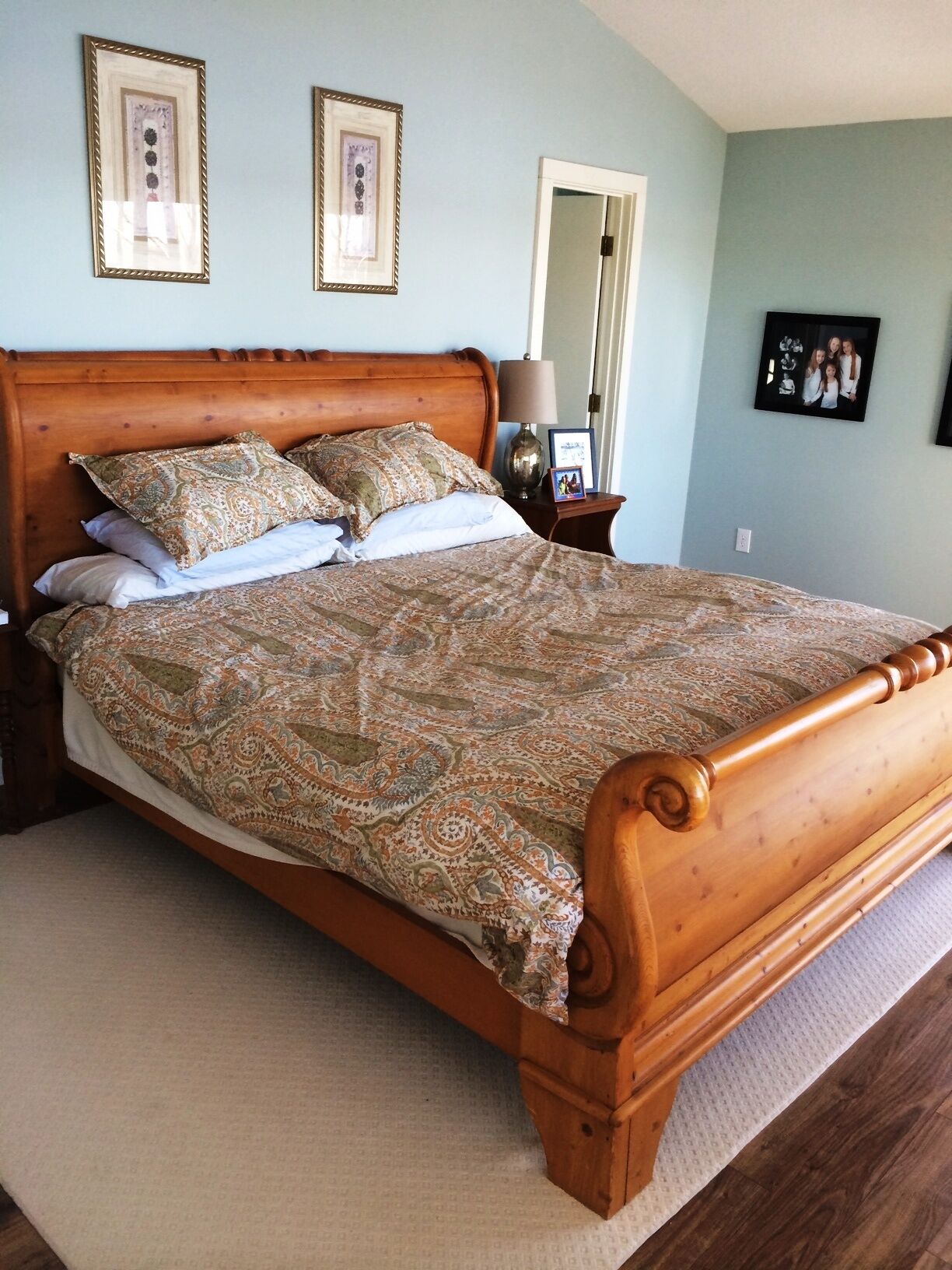 Incredible Waterfront Home Five Minutes From Watch Hill Beaches!