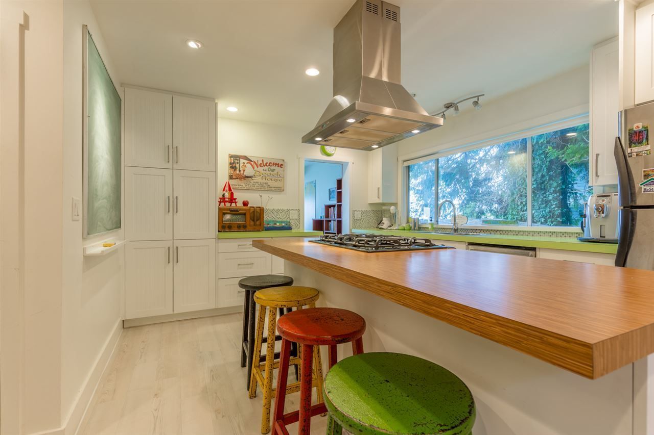 Most Charming Beach Cottage on the Sunshine Coast of British Columbia