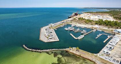 The Best Kept Secret on the Gulf =Newly Renovated 3BR St. Joe Beach House.