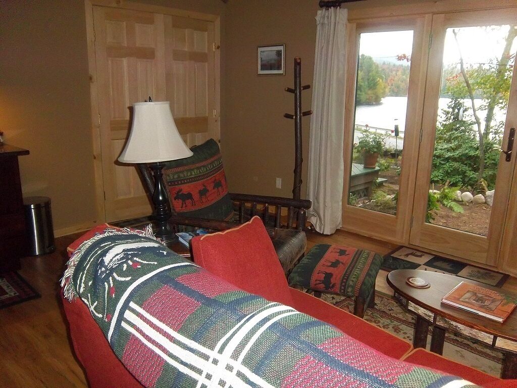 On Franklin Pond - Lake And Mountain Views With Convenient Lake Access