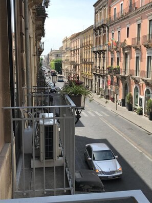 Double Room | Minibar, individually furnished, desk, laptop workspace - Papali (Catania)