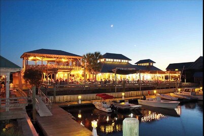 Renovated! Both club options available! Great location next to beach & BHI Club!