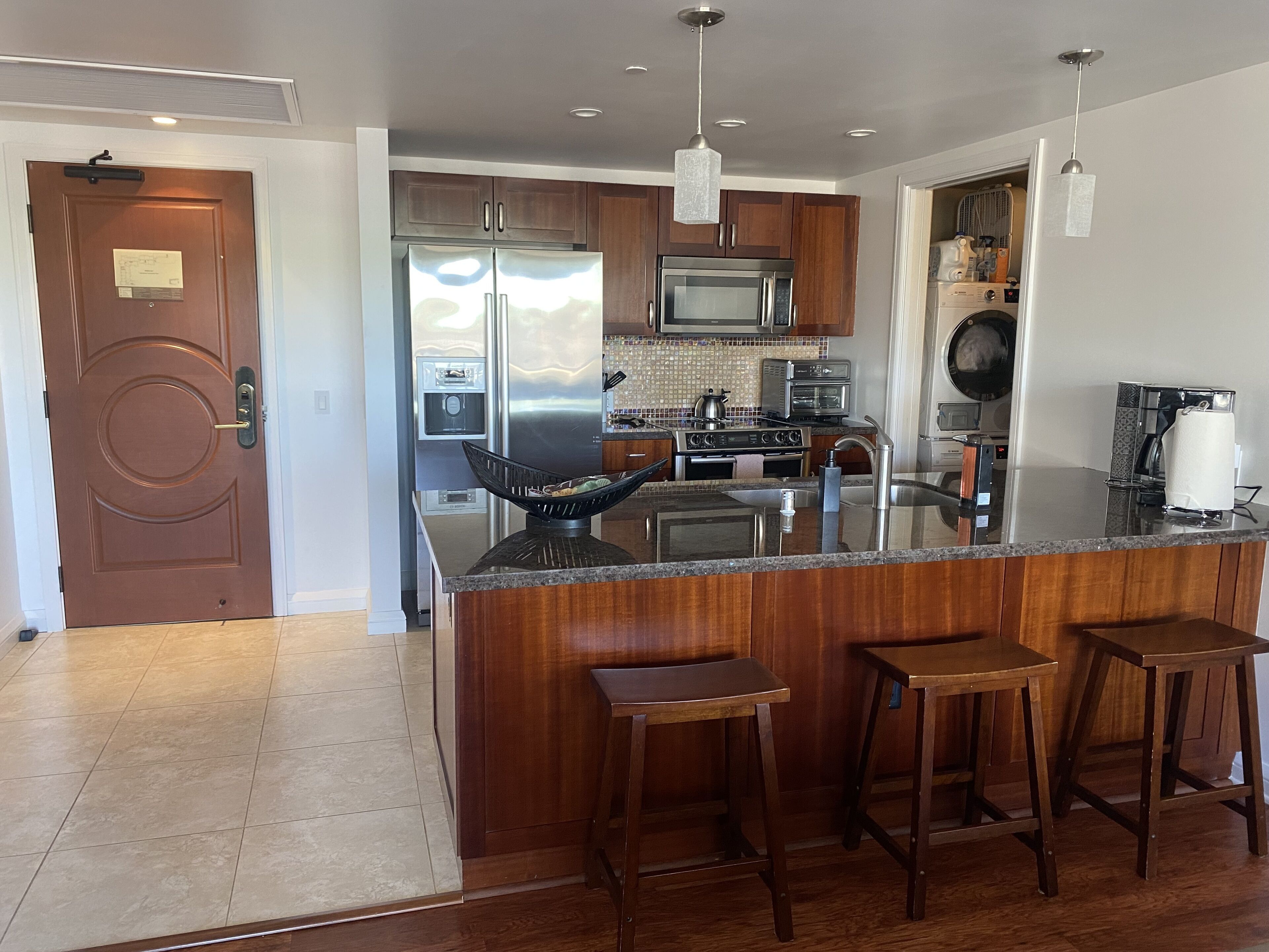 Upgraded Ocean View Top Floor Shaded Lanai 2BR/ 2BA (see my comparison chart)