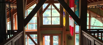 Luxury Timber Frame Chalet, Fernie Alpine Resort, Ski in/Out