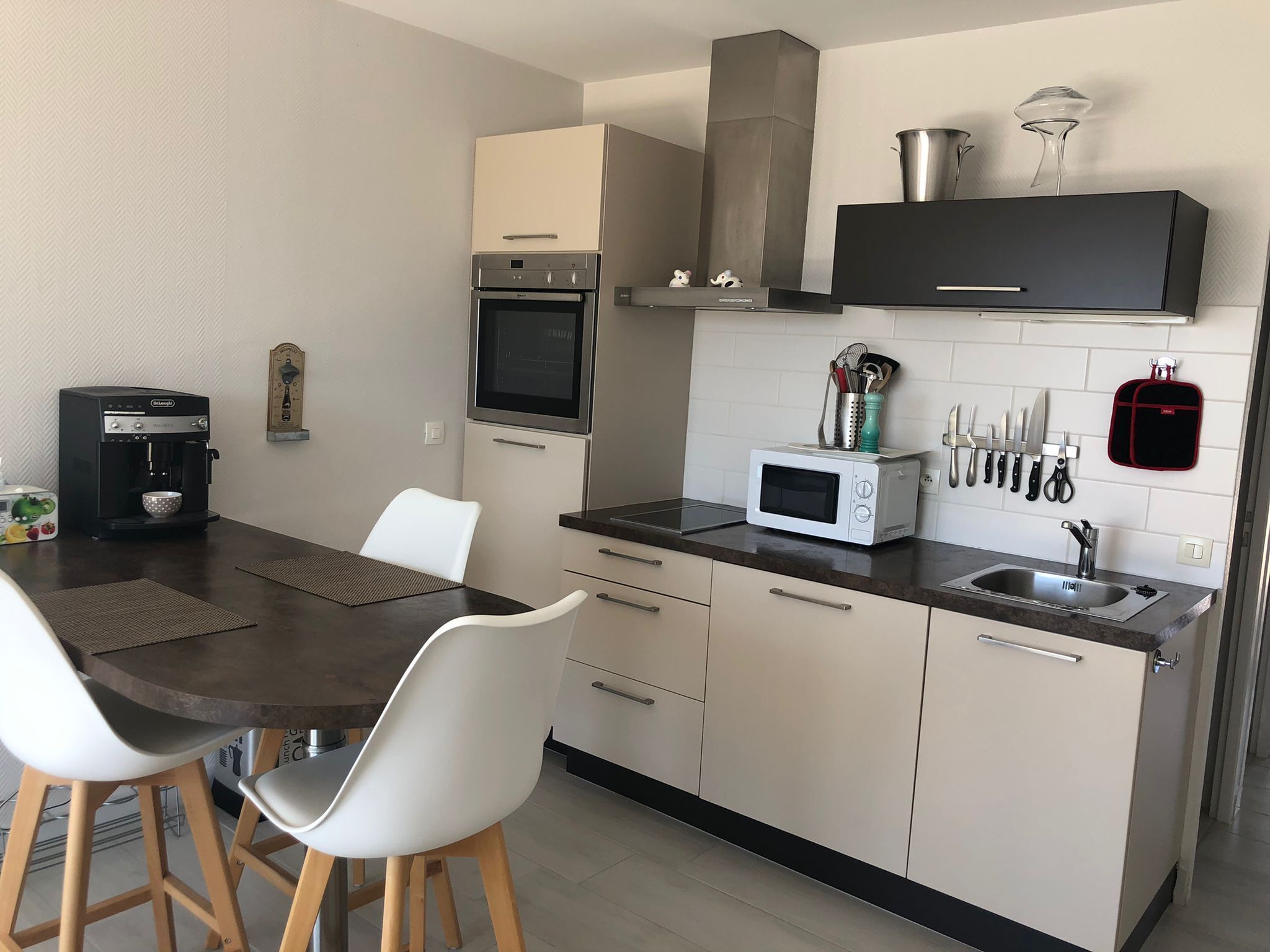 L’Atlantique 4**** with SEA VIEW & BEACH ACCESS! 100m from port of La Cotinière!