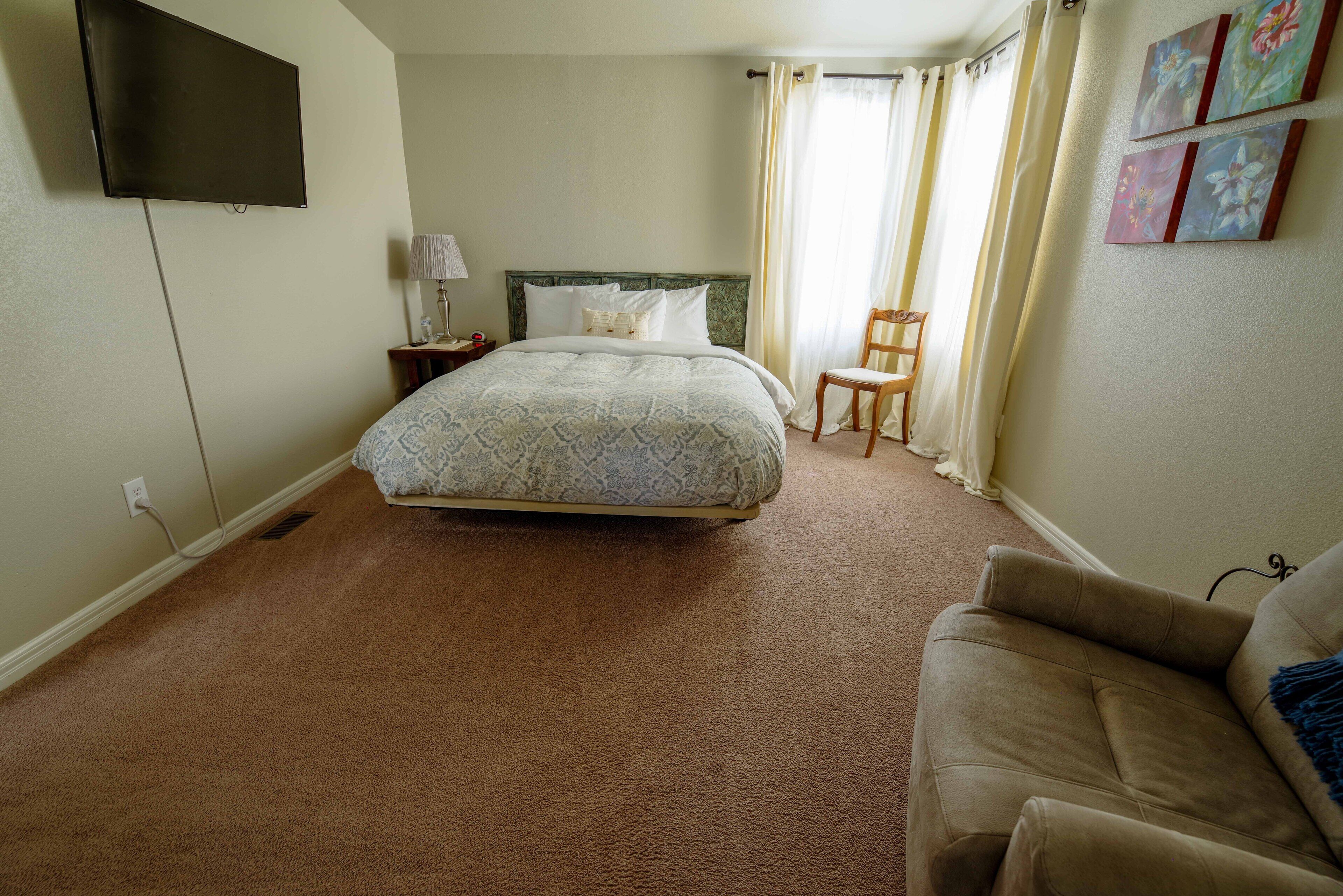 The Blue Willow *NEW