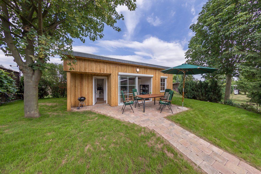 Bungalow (big - incl. cleaning fee 40 EUR) | Terrace/patio