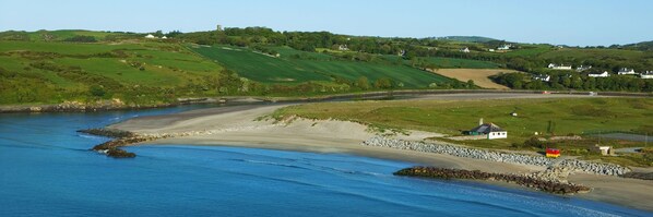 Beach - Luxury Apartment Charming Coastal Town / Rosscarbery on The Wild Atlantic W (Co.Cork)
