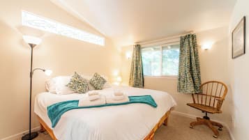 2 bedrooms, free WiFi, bed sheets