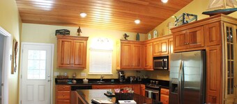 #1 rental in Steinhatchee, affordable, convenient, comforts of home.