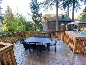 تناول الطعام بالخارج