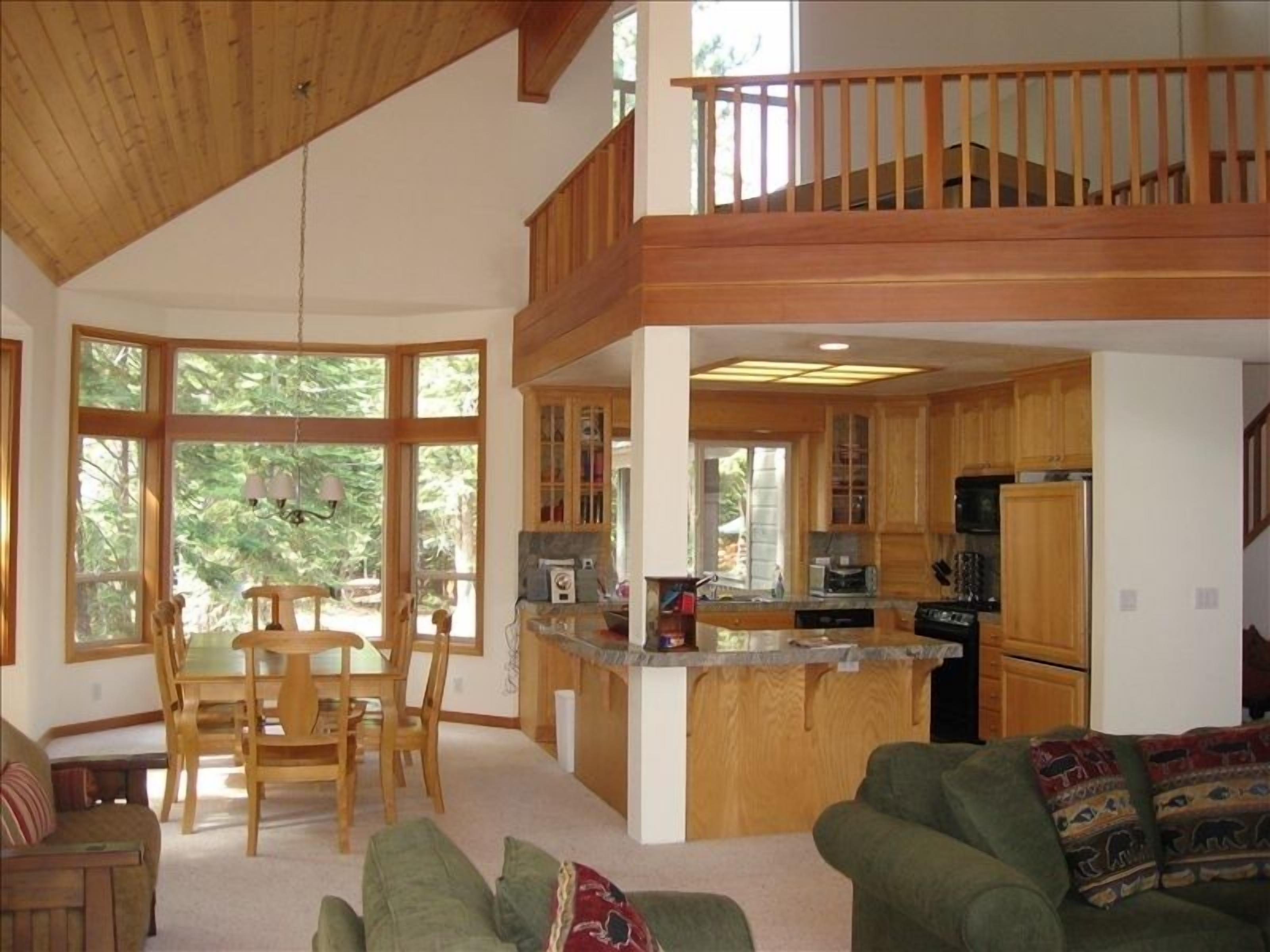 Family Home Tucked up in the Hills of Tahoe Donner