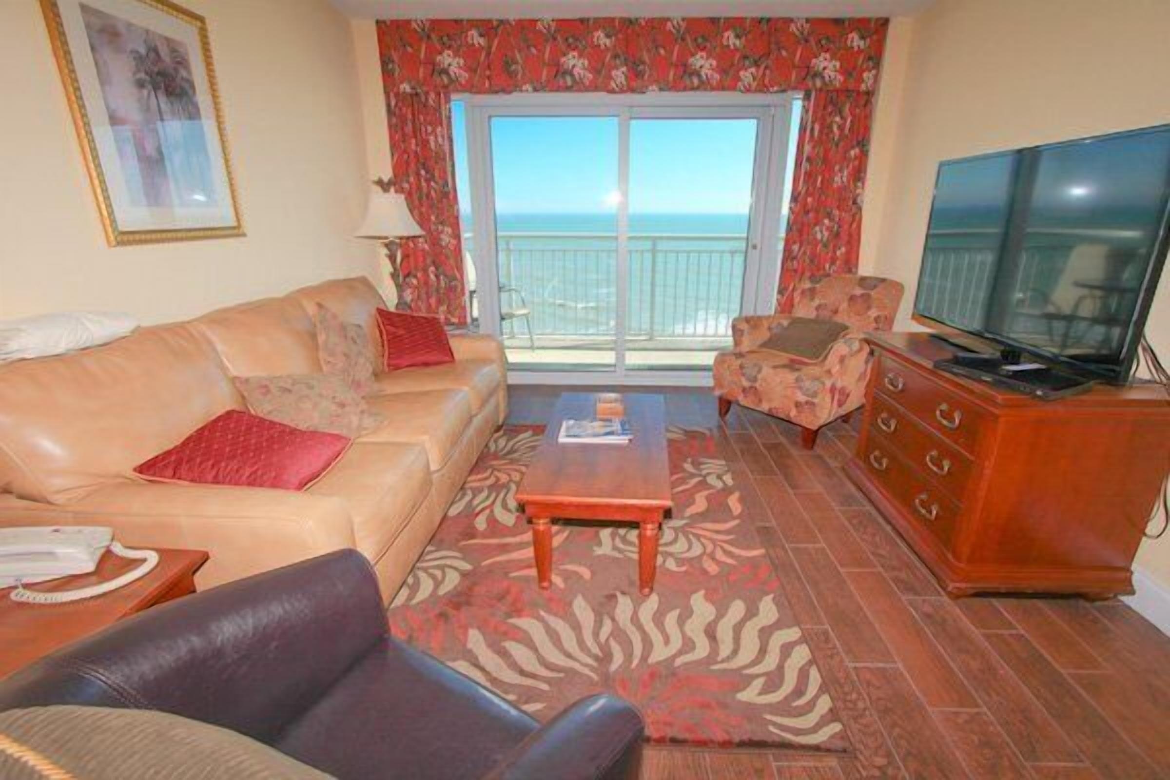 3BR, 3BA Double Oceanfront Balcony-2 night Labor Day week OPEN!