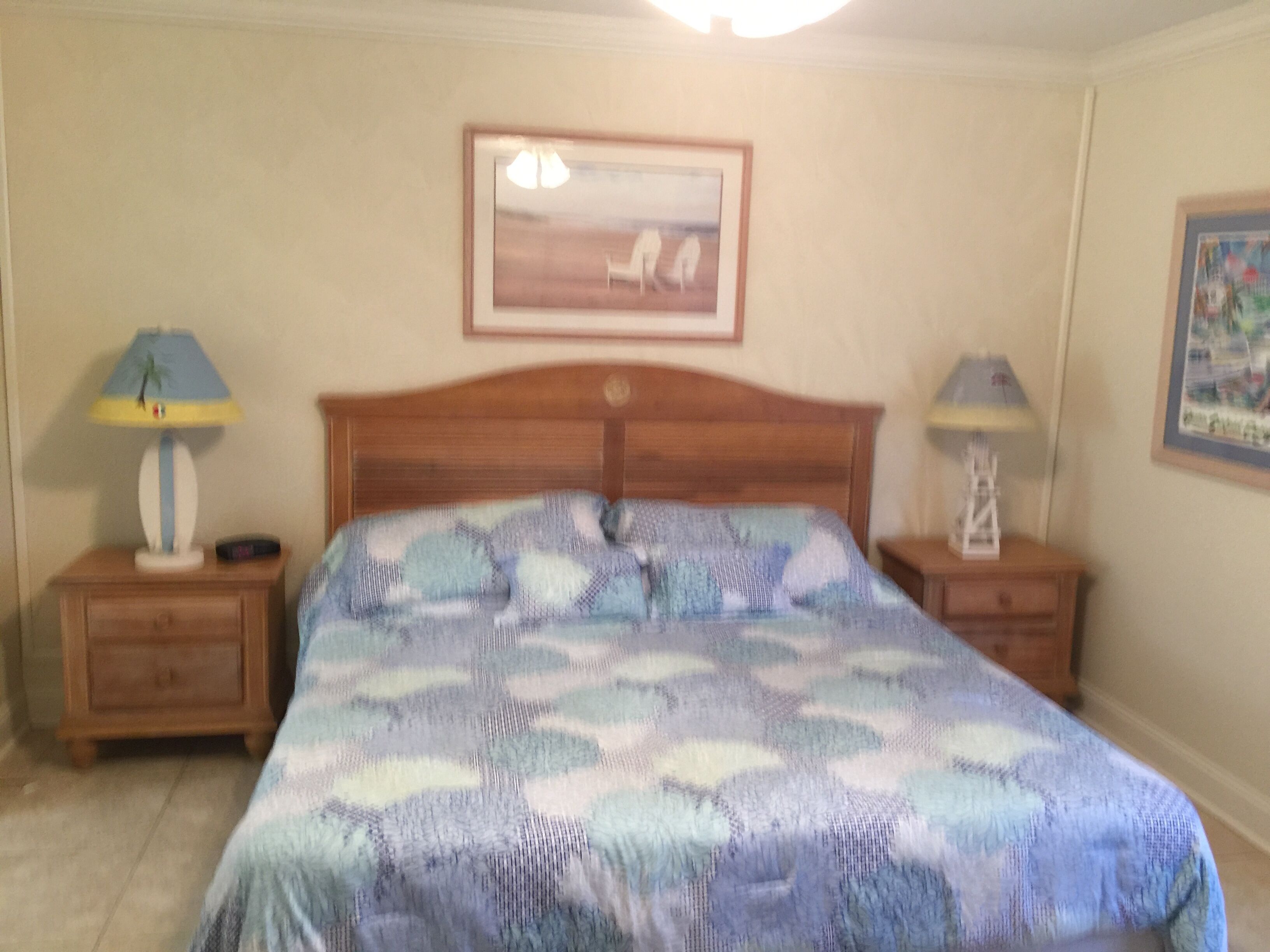 Very nice Renovated Beach Unit