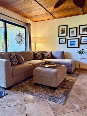 Smart TV, table tennis, books