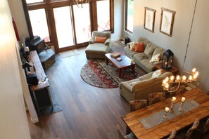 Smart TV, fireplace, video games, stereo