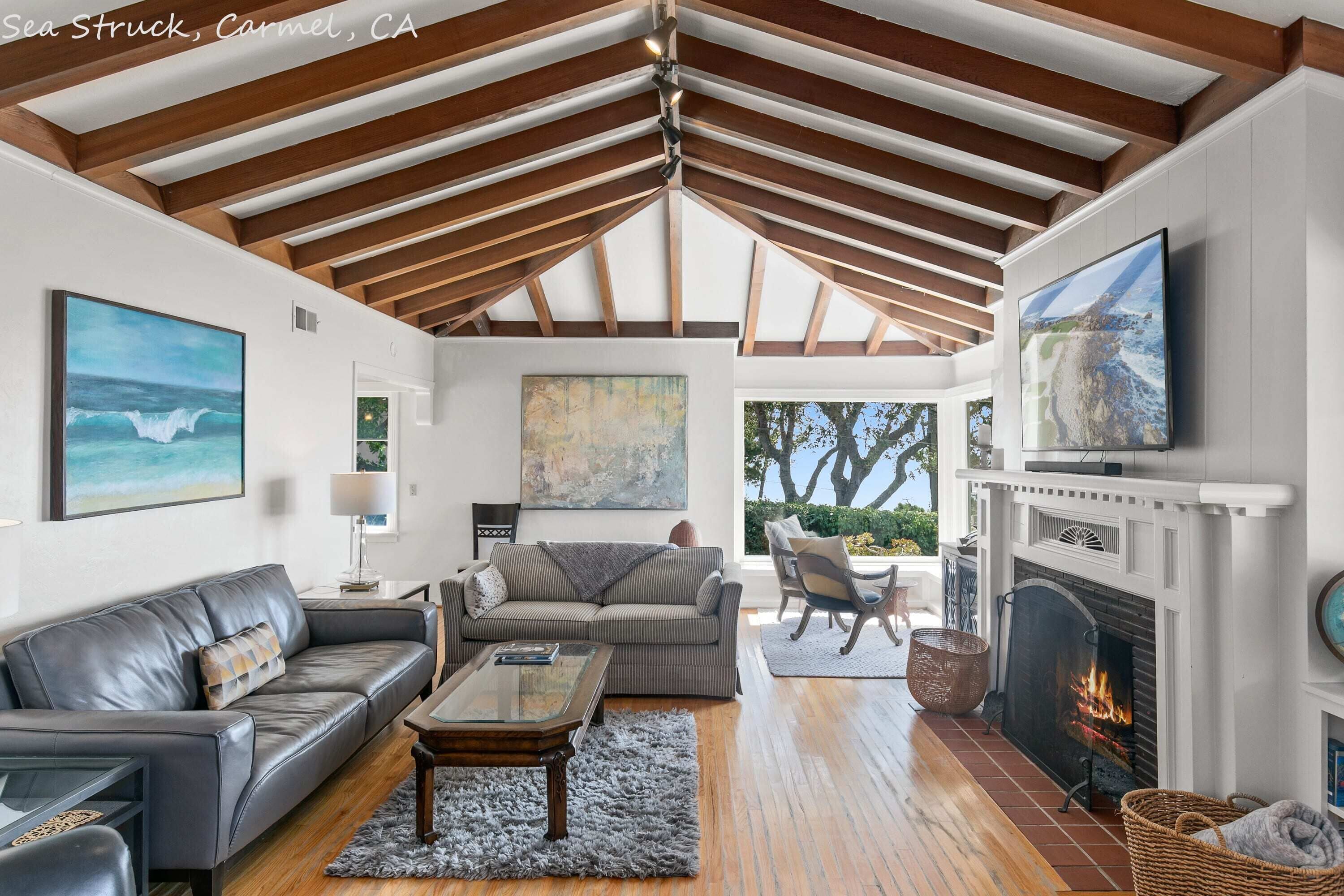 Stunning Ocean Views Close to Golf Wine Tasting Shops Beach