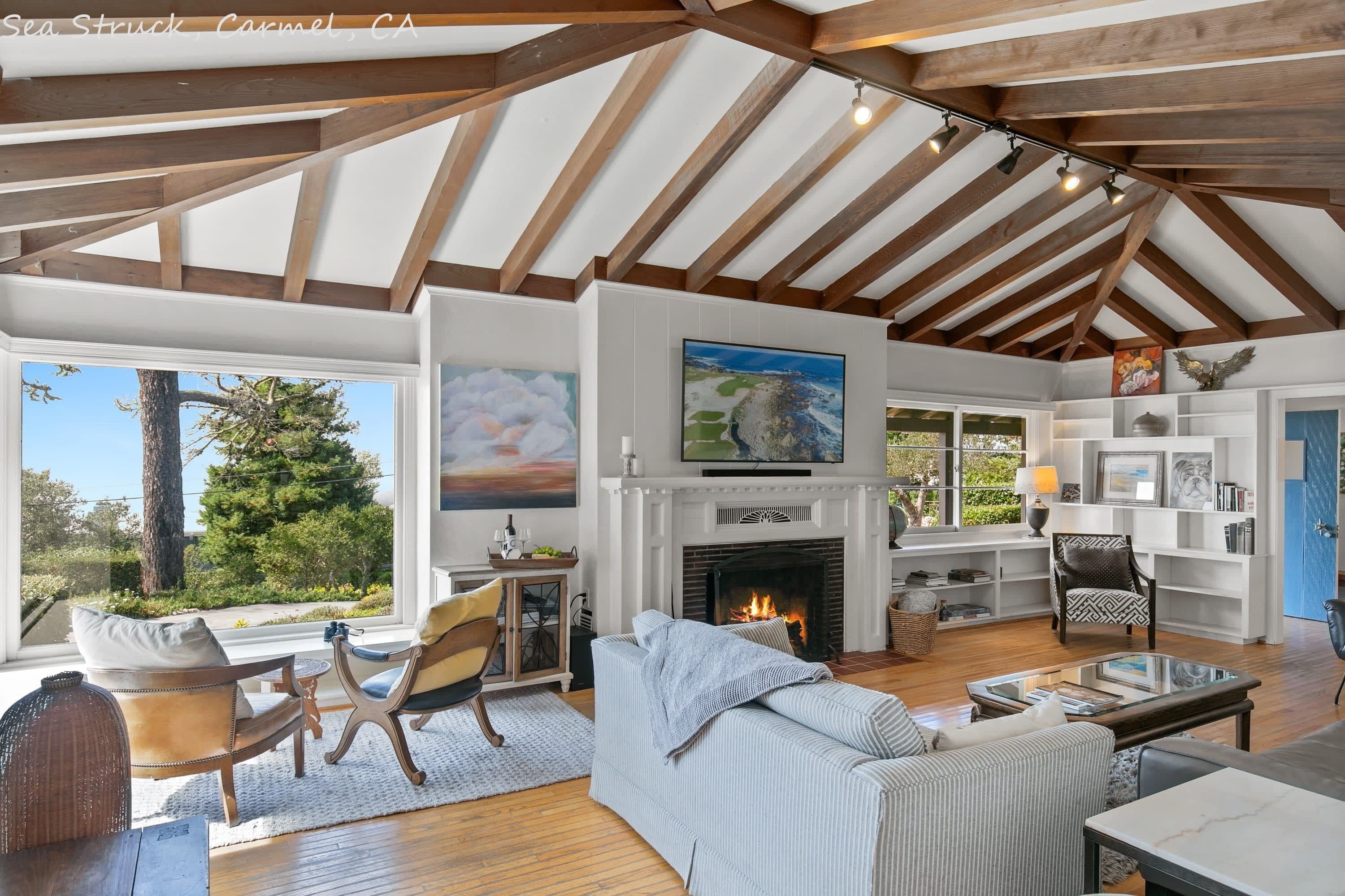 TV, fireplace, offices