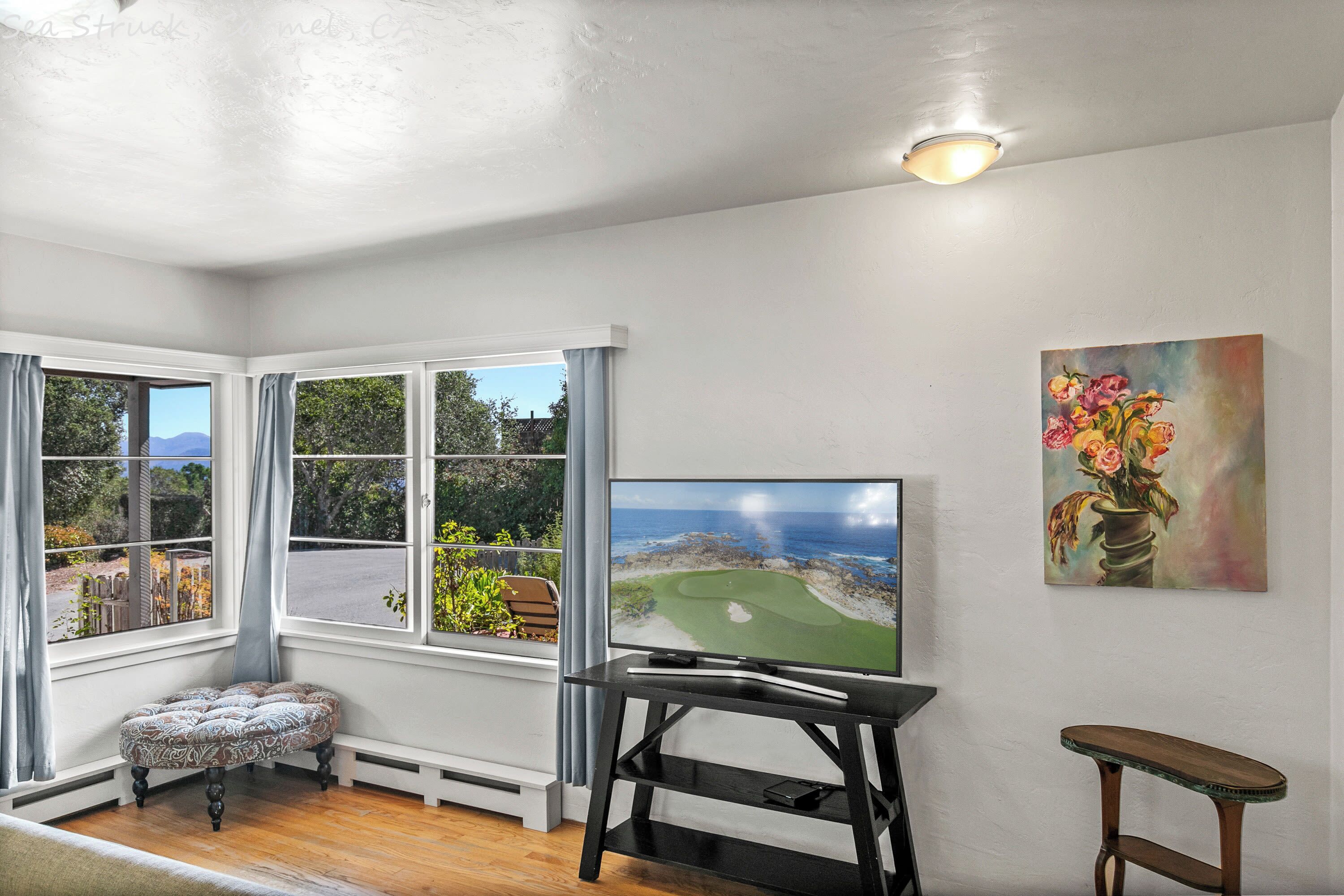 TV, peis og kontorer